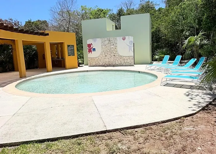 De Lujo Con Alberca Privada Y Amplio Jardín