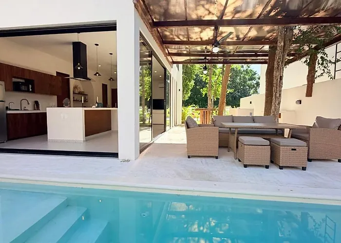 De Lujo Con Alberca Privada Y Amplio Jardín Puerto Morelos